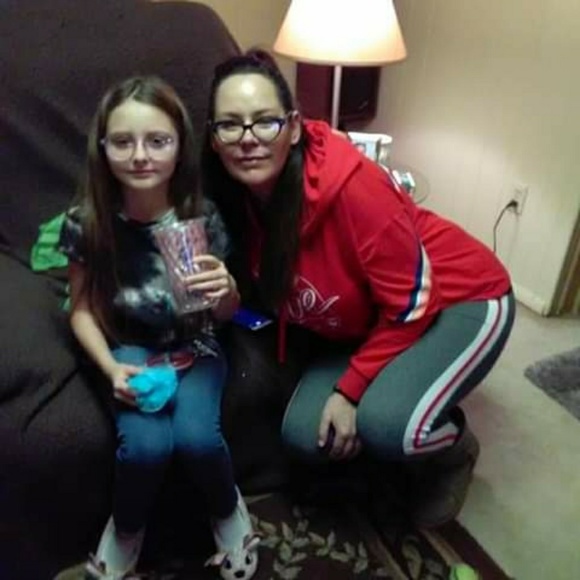 Meet your Posher, Lindsay - Picture 2 of 2